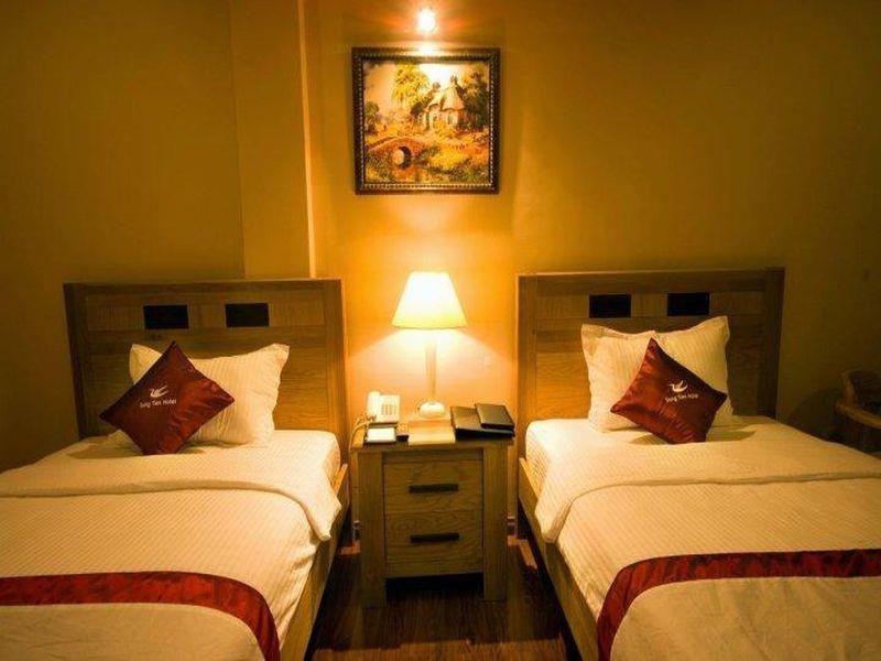Ha Tien Hotel מראה חיצוני תמונה